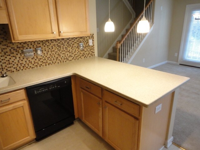Building Photo - 5509 Stewartby Drive