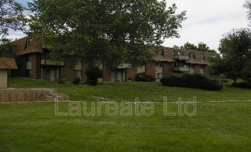 Foto principal - 280 E Highline Cir