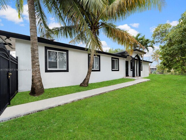 Foto del edificio - 26650 SW 138th Ct