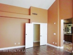Building Photo - 2909 Sterling Cove Dr