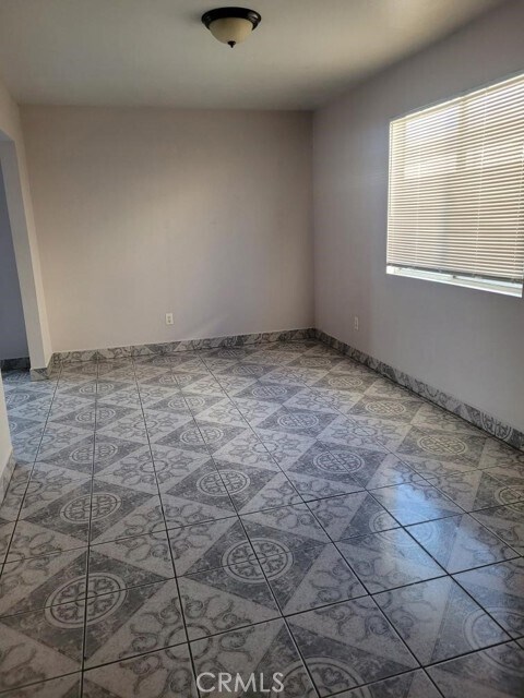 Foto del edificio - 17736 Upland Ave