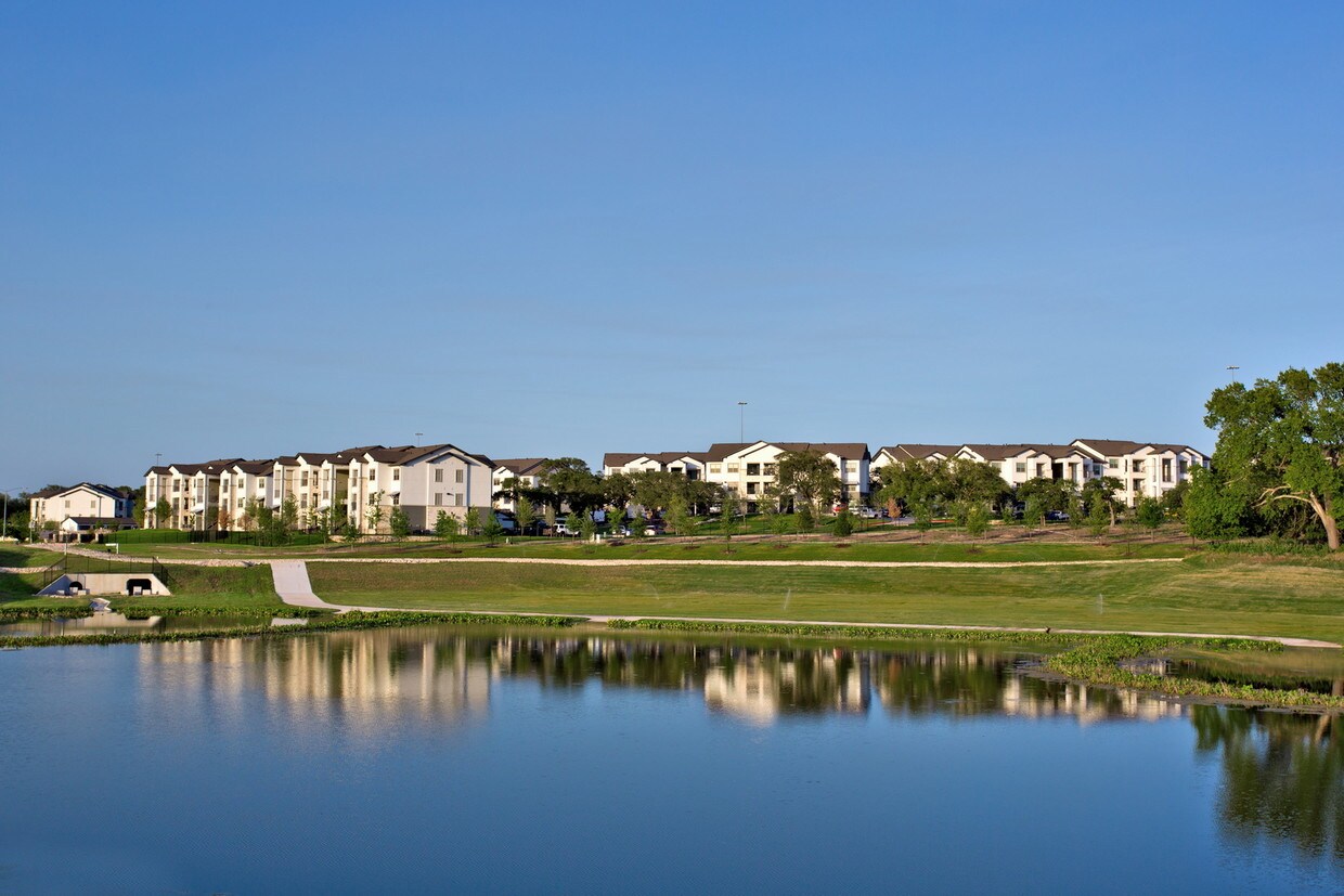 Estancia Villas Apartments Apartments Austin, TX