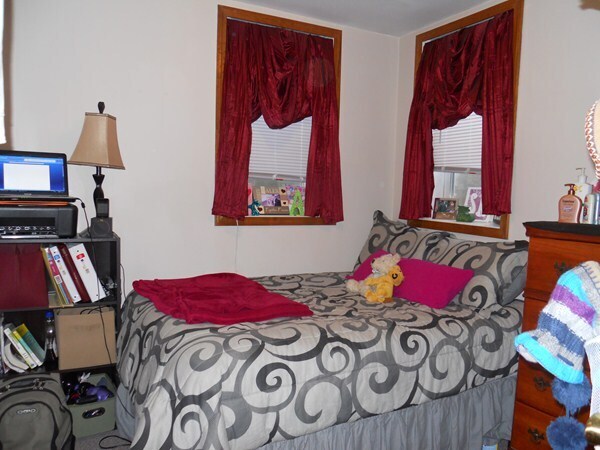 Bedroom - 1437 Legore Ln