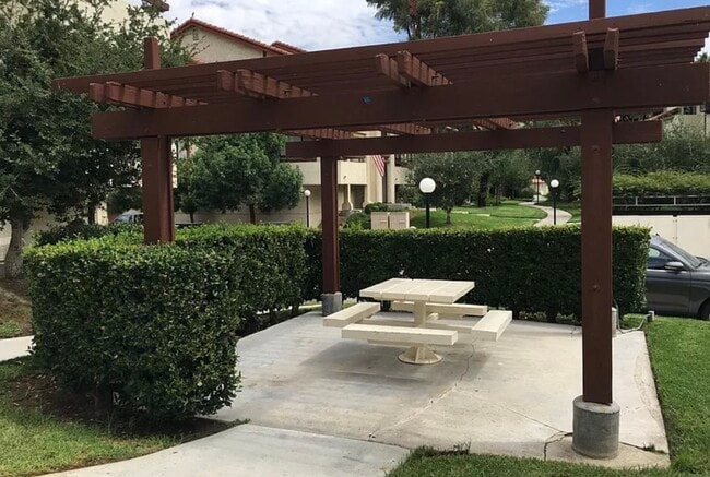 Building Photo - 18164 Sundowner Way