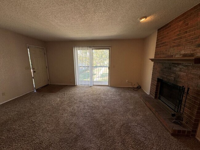 Building Photo - 2 bedroom condo for rent in Nantucket, nea...