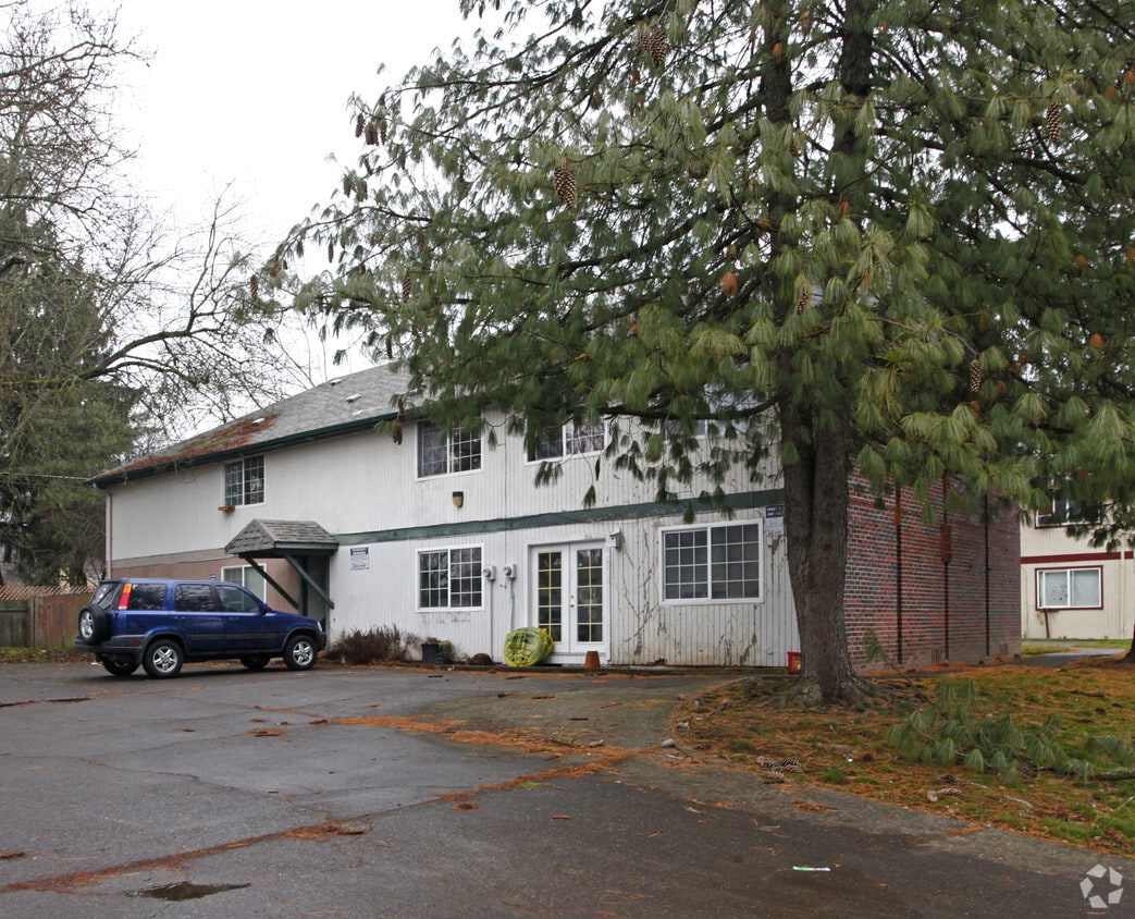 Primary Photo - 3271-3289 SW 126th Ave