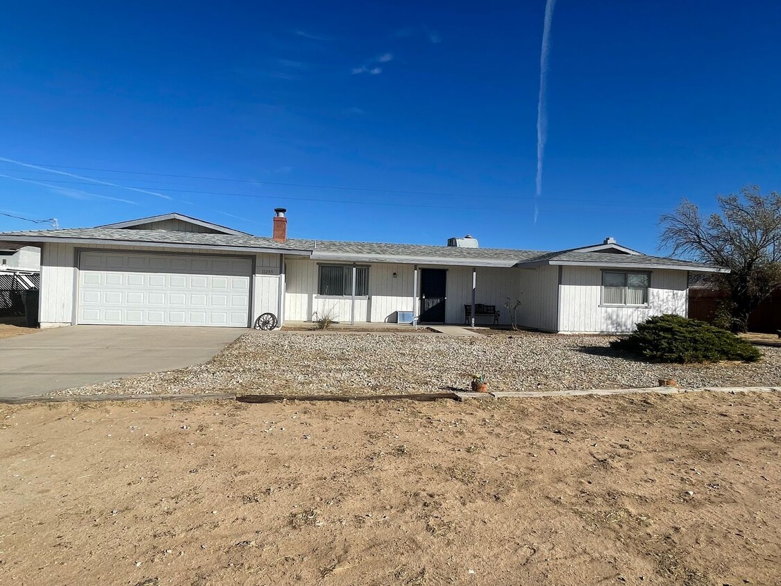 Primary Photo - Apple Valley-Cute Starter Home- 2 Bedrooms...