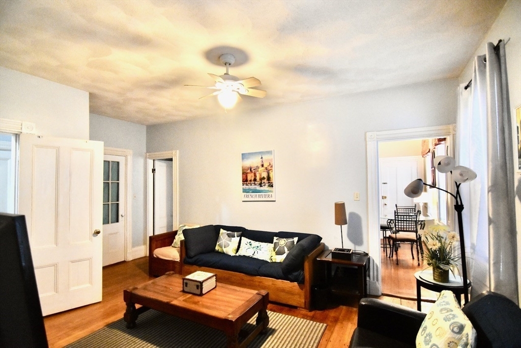 Primary Photo - 356 Dorchester St