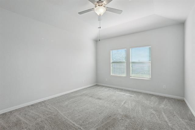 Building Photo - 2115 Clarion Dr