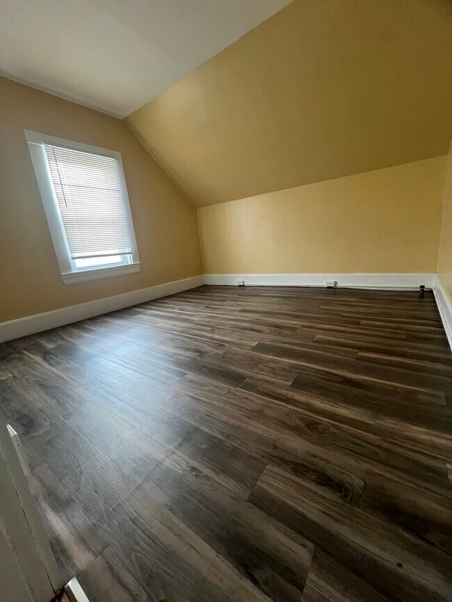 Foto del edificio - 903 Centre St