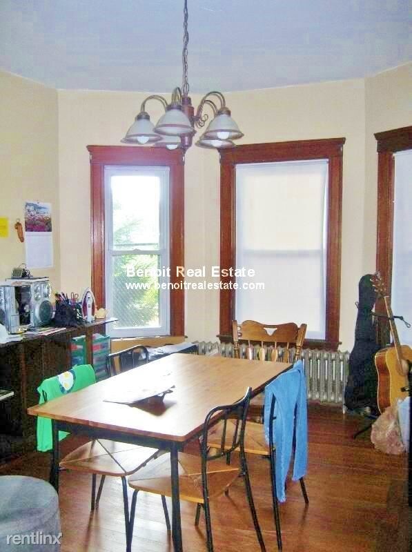 17 Paulina St Unit 1L, Somerville, MA 02144 Condo for Rent in