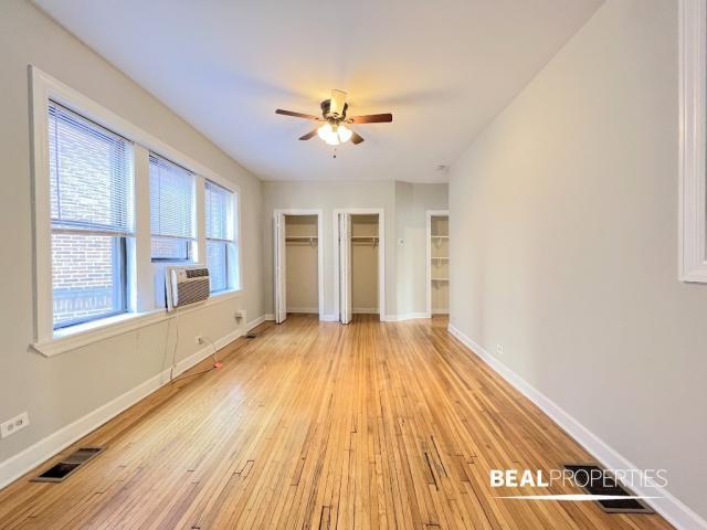 Foto del edificio - 1 bedroom in CHICAGO IL 60613