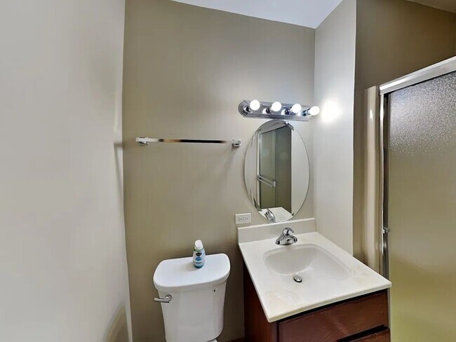 Foto del edificio - 718 Westshore Dr