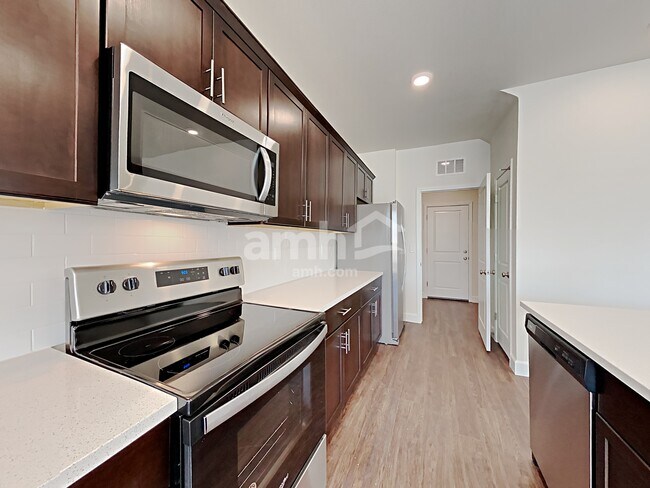 Foto del edificio - 1717 Viaggio Ave