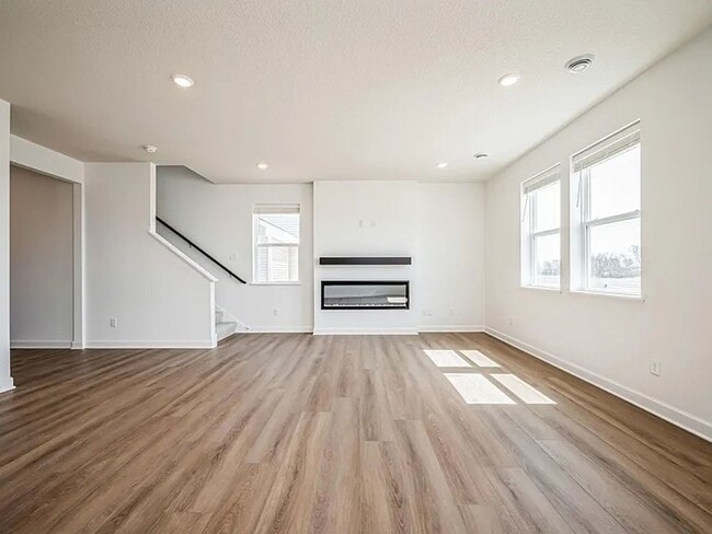 Building Photo - rare brand new construction home for lease...
