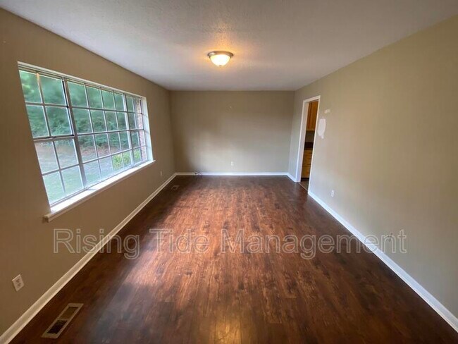 Foto del edificio - 540 20th Ct NE