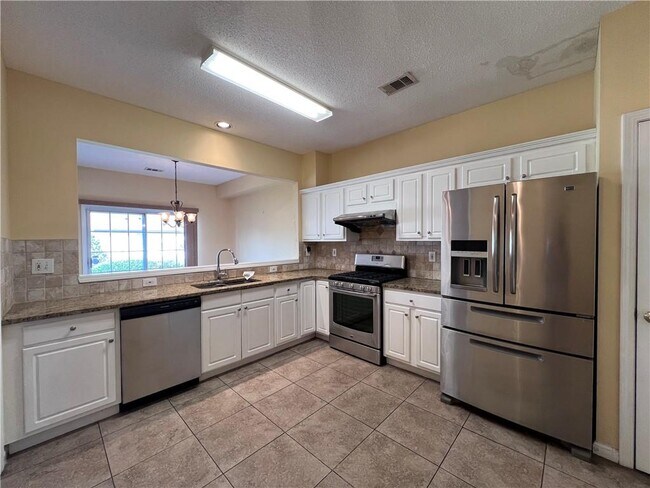 Building Photo - 3627 Gainesway Trace