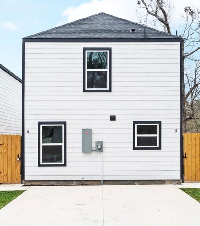 For Lease | 3 Bed, 2 Bath |1,150 Sq Ft - For Lease | 3 Bed, 2 Bath |1,150 Sq Ft House