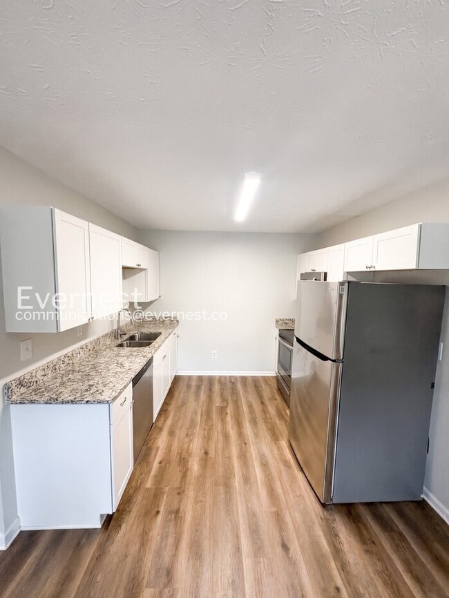 Building Photo - 3-Bed/2-Bath Home/ Pet Friendly/Available Now!