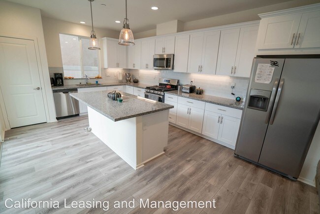 Building Photo - 3 br, 2.5 bath House - 18232 Brightstar Place