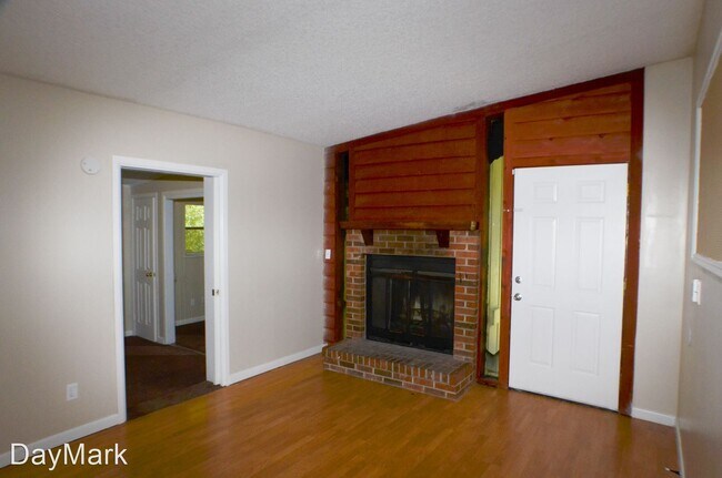 Foto del edificio - 4 br, 2 bath House - 794 La Marche Dr