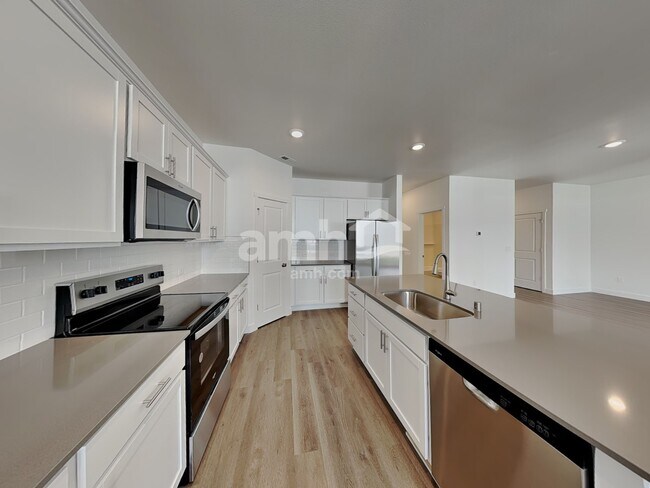 Foto del edificio - 4751 85th Dr NE