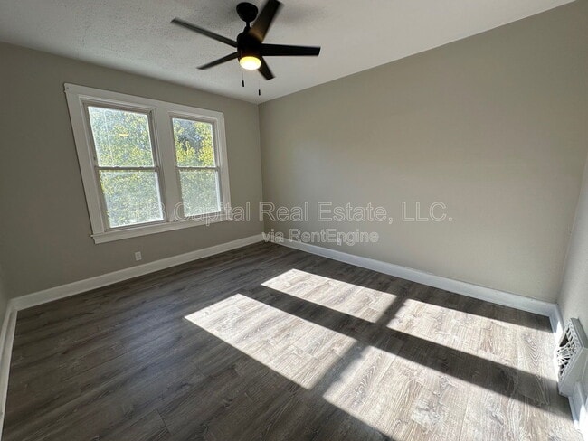 Building Photo - 114 N Missouri Ave