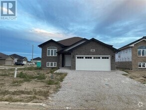 Building Photo - 383 Mulberry Ln