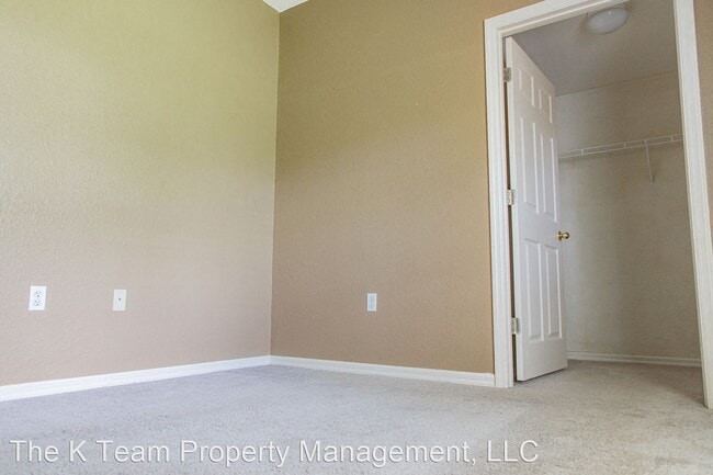 Building Photo - 1002 Eagle Pond Dr