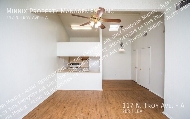 Foto del edificio - 117 N. Troy Ave. #A
