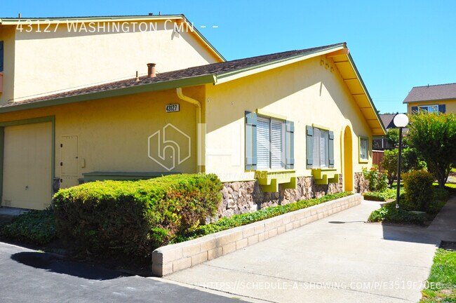 Photo - 43127 Washington Common Townhome