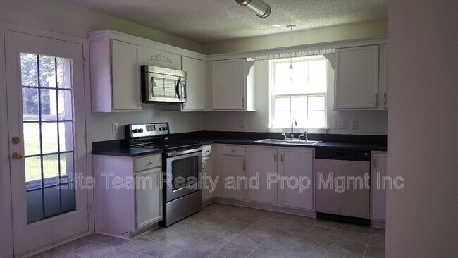 Foto del edificio - 8209 Lamplighter Pl