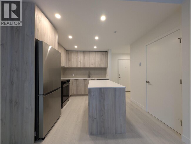 Building Photo - 3594 Malsum Dr