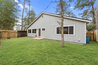 Building Photo - 2 Dewthread Ct Building Photo - 2 Dewthread Ct