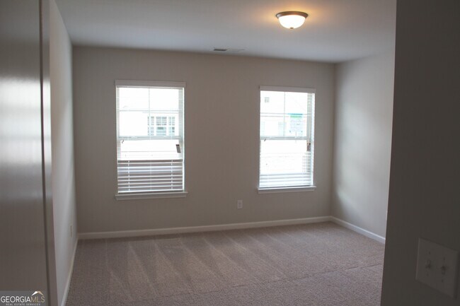 Building Photo - 5605 Warmstone Ln
