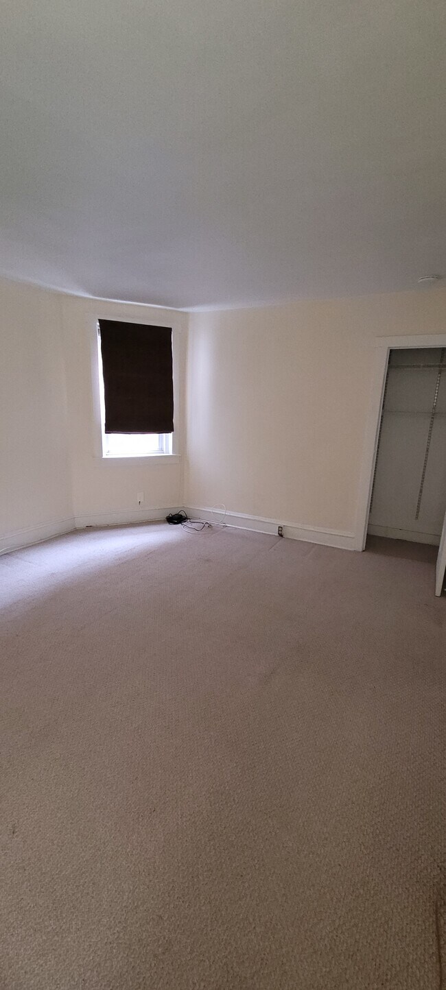 Vista del dormitorio 2 - 831 Haddon Ave