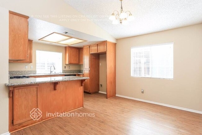 Foto del edificio - 2181 Firebrand Ave