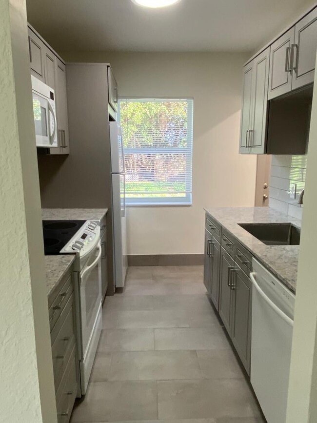 Foto del edificio - 1218 S B St