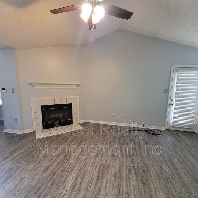 Foto del edificio - 2920 Billings Way