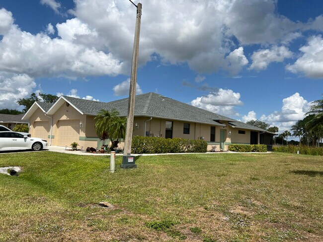 Foto del edificio - 20075 Lake Vista Cir
