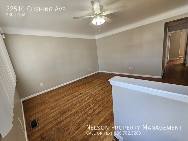 Foto del edificio - 22510 Cushing Ave