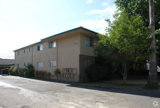 Building Photo - Arden Villa Apartments