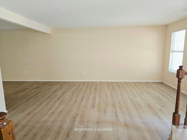 Building Photo - Beautiful 3BR Townhome in Burtonsville | Garage, Deck & Community Amenities