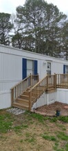 Building Photo - 107 Racegate Run