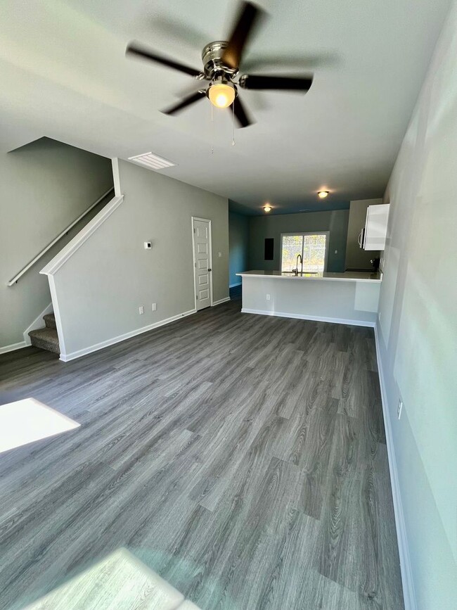 Foto del edificio - Brand New Townhome in Holly Ridge!! $300 o...