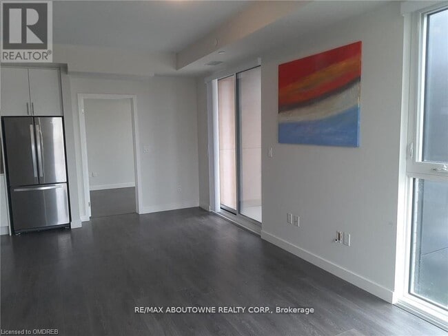 Building Photo - 150 Sabina Dr