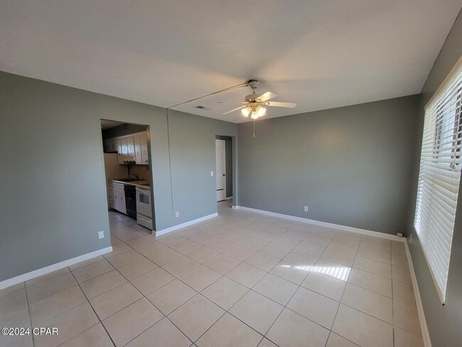 Building Photo - 5019 Hagin Dr