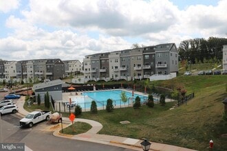 Building Photo - 46294 Mount Milstead Ter