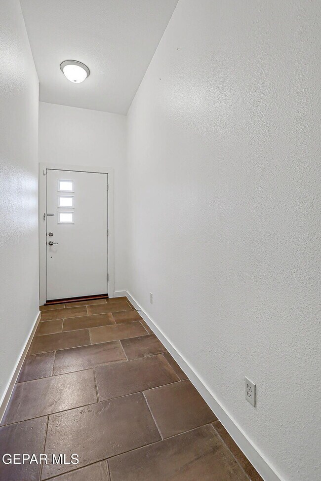Foto del edificio - 308 S Manzanita Dr