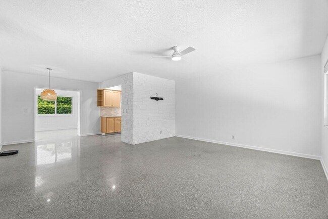 Foto del edificio - 809 S Atlantic Dr